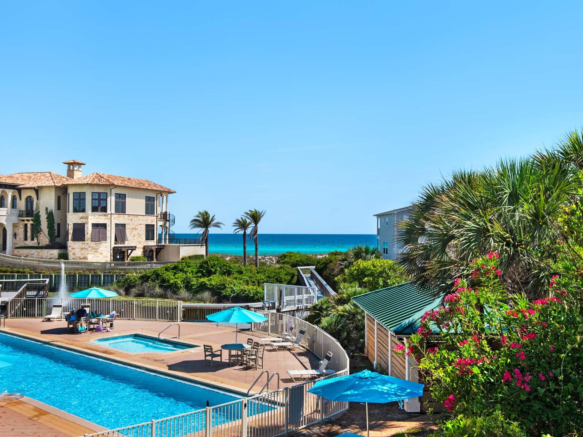 Absolutely gorgeous Gulf and pool views