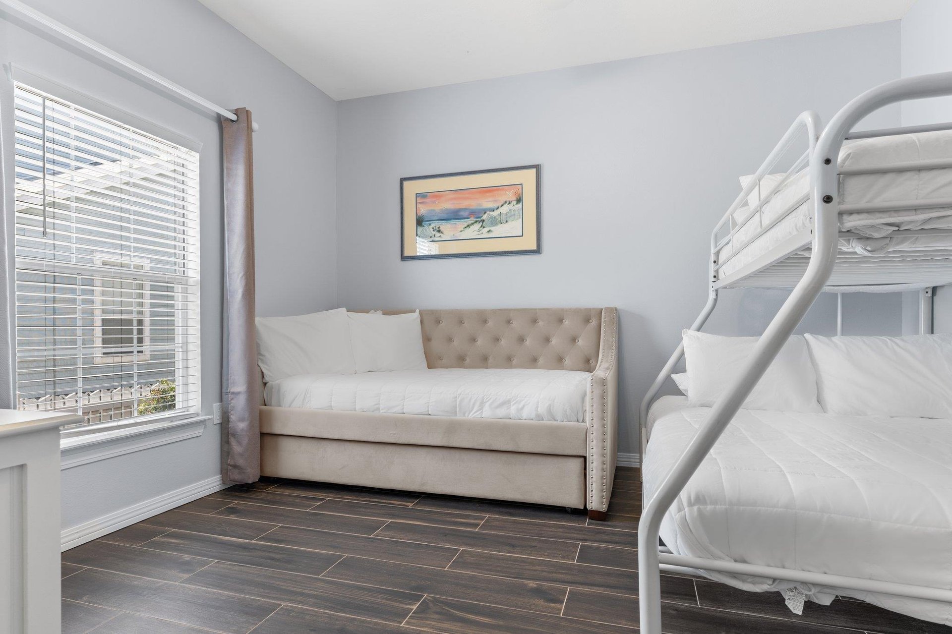 Bedroom 3 Triple Bunk and Day bed