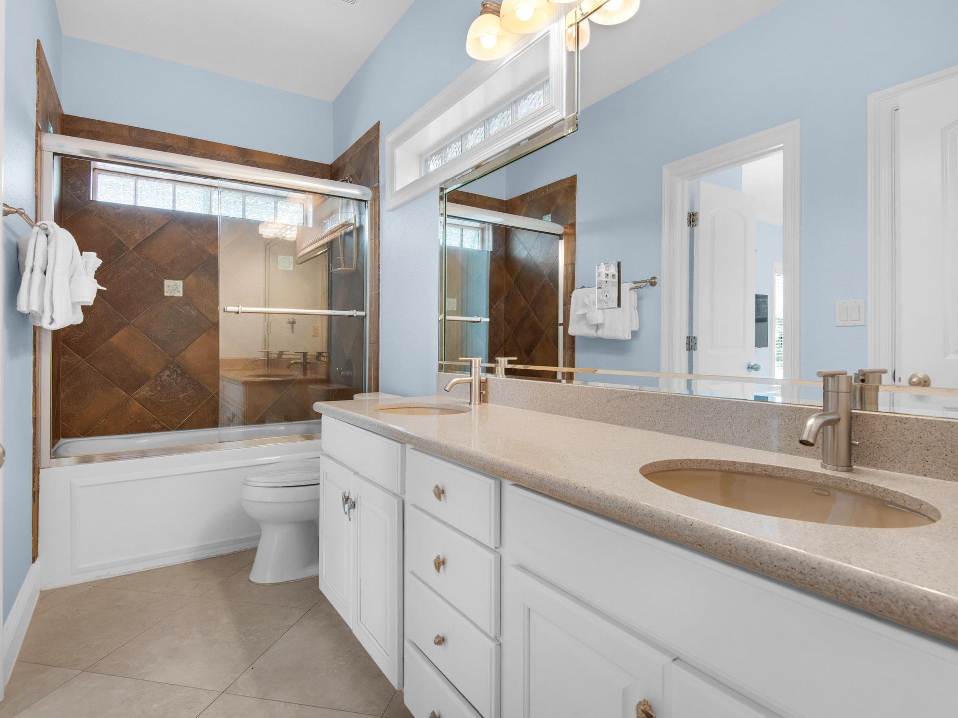 Bathroom 5  3rd Floor