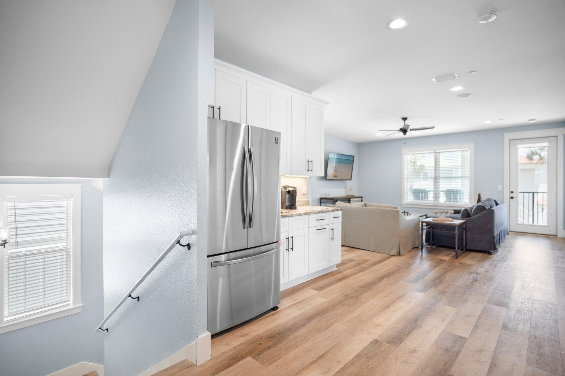 2nd Fl Living Area with Kitchenette