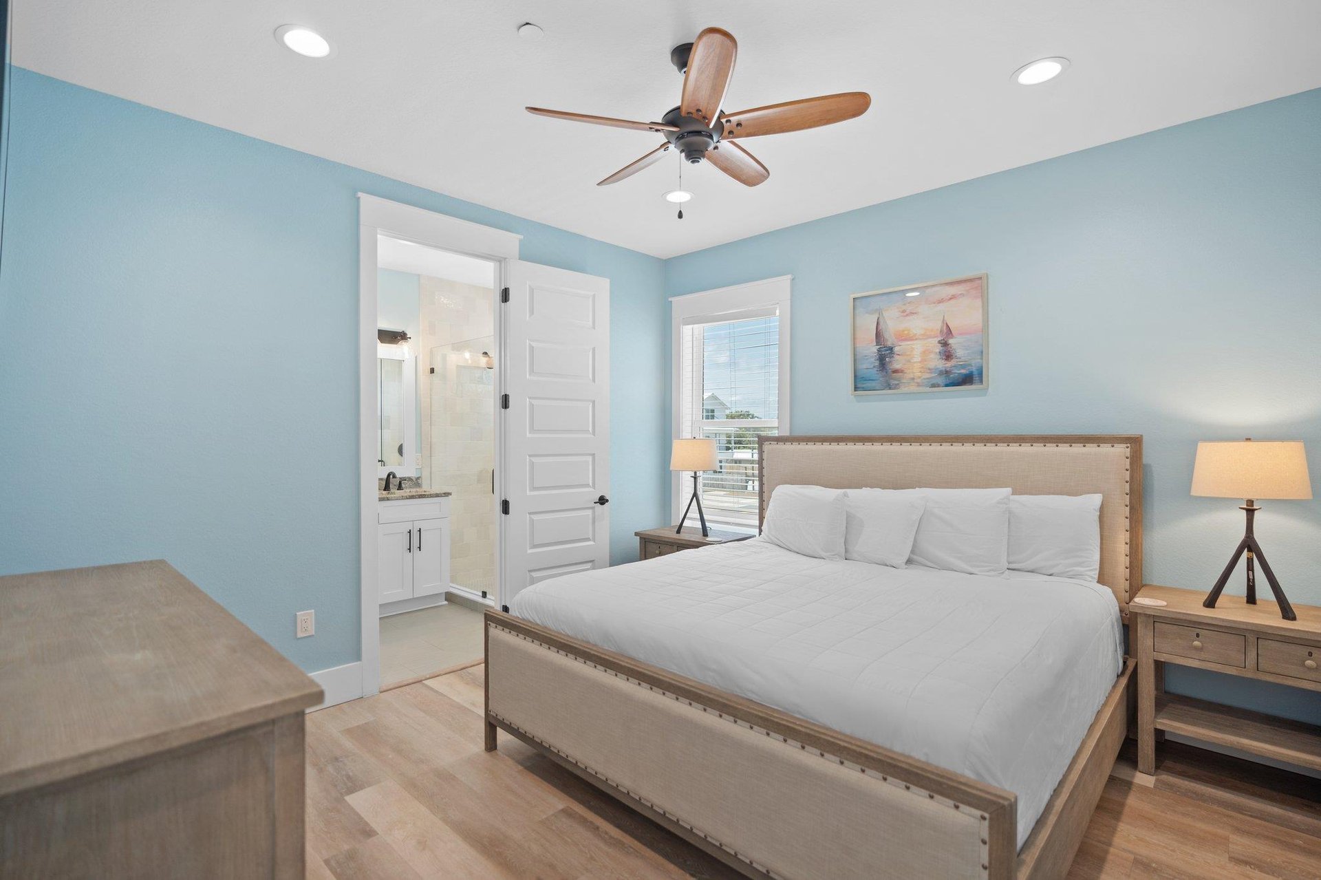 Bedroom 4 on 2nd Fl with King Bed