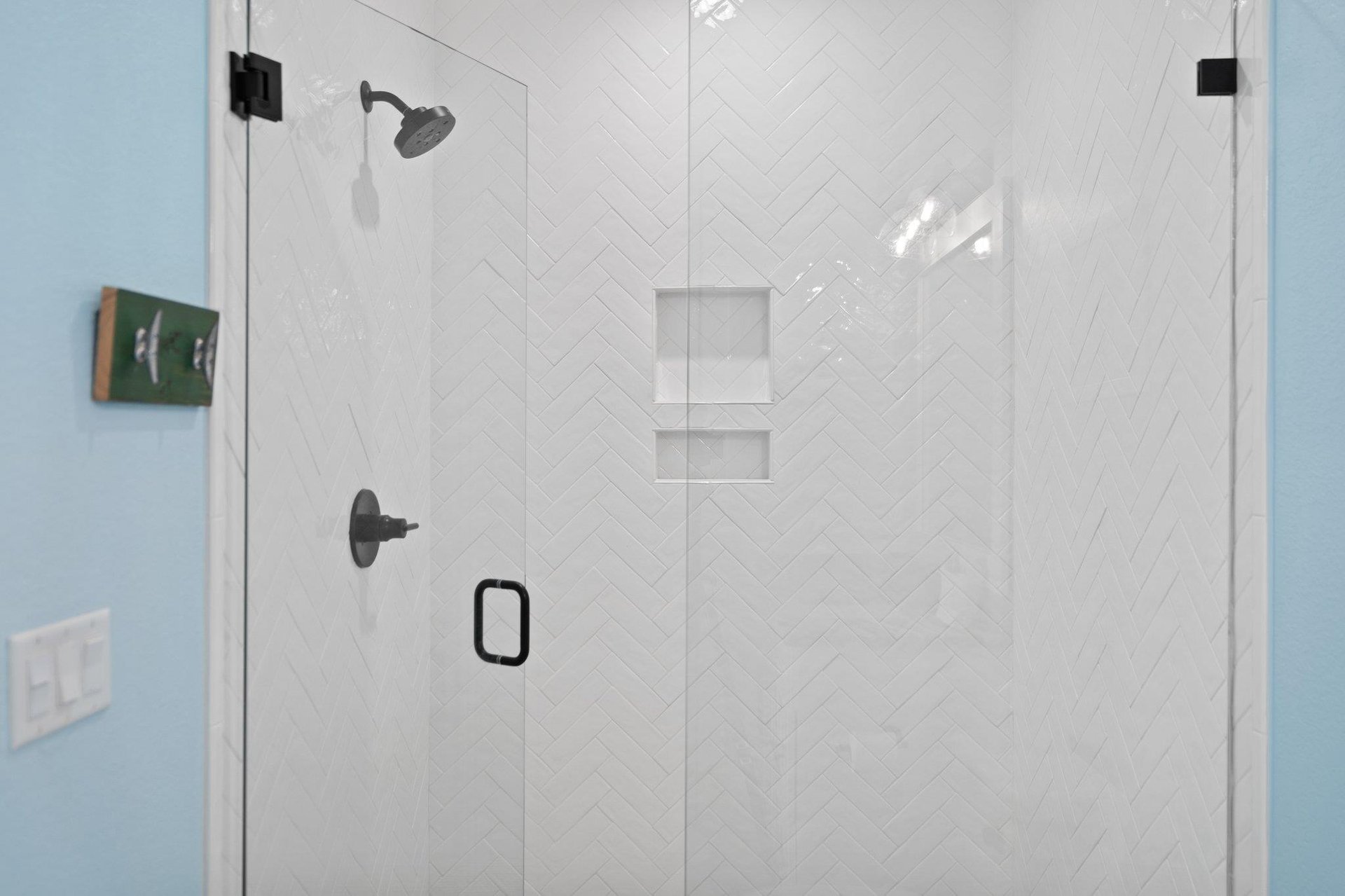 WalkIn Shower in Bathroom 5