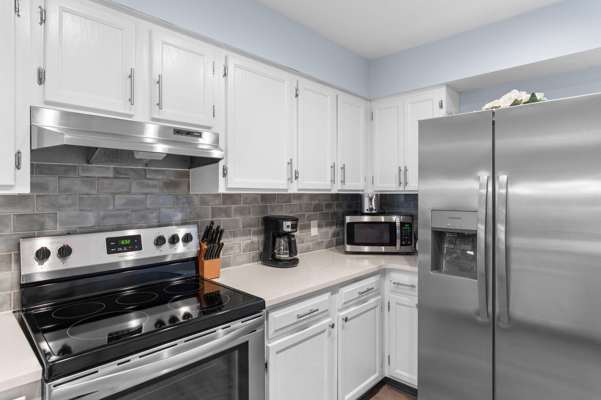 Updated Kitchen with Stainless Steel Appliances