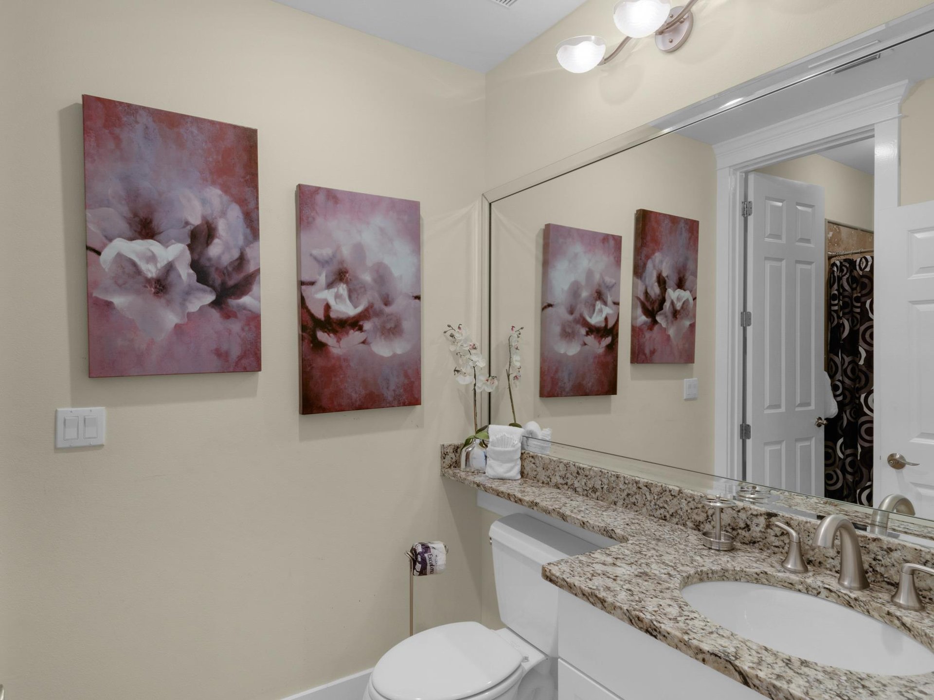 1st floor bathroom 1