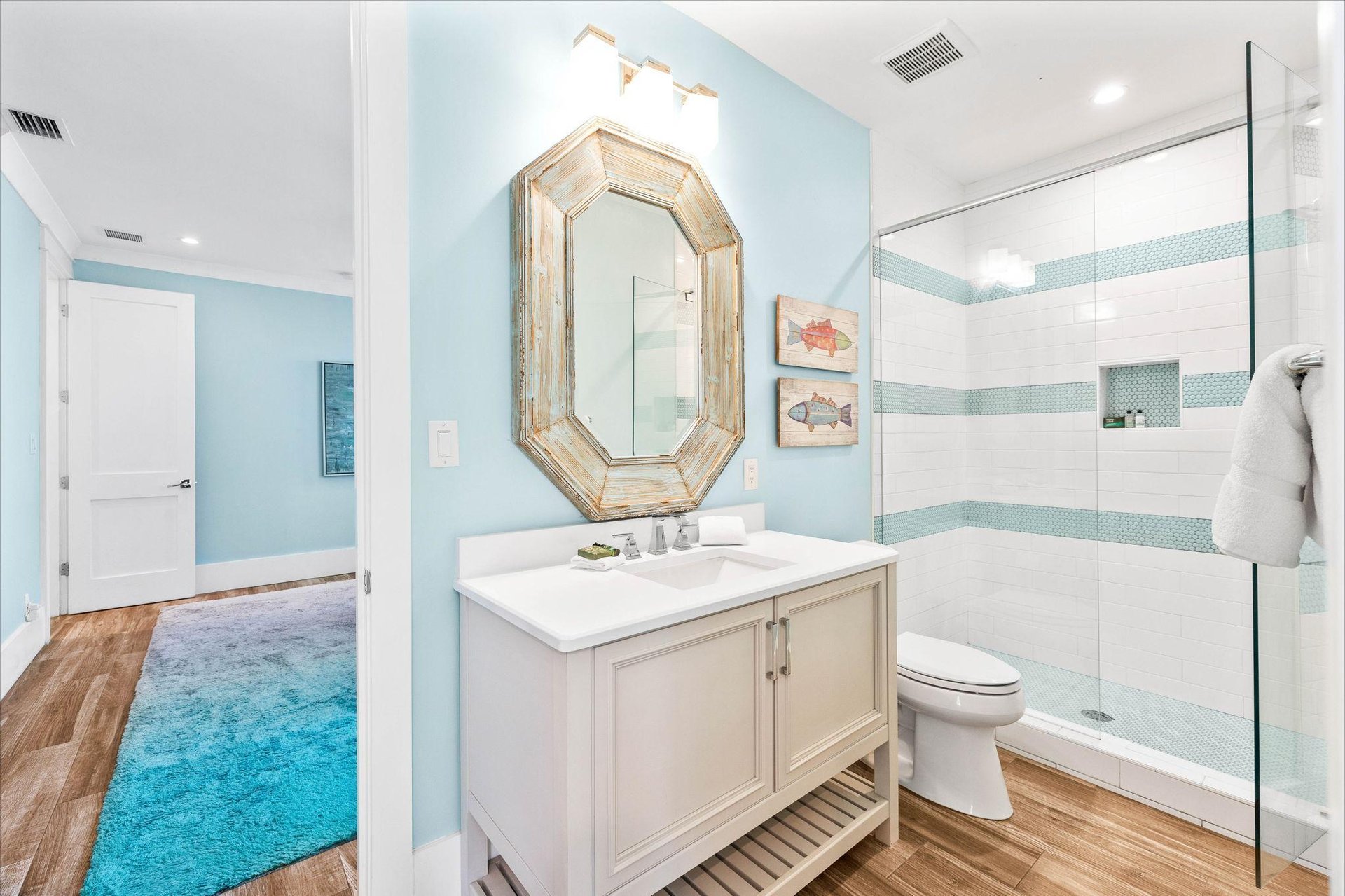 1st Floor Bathroom off King Room and Game Room