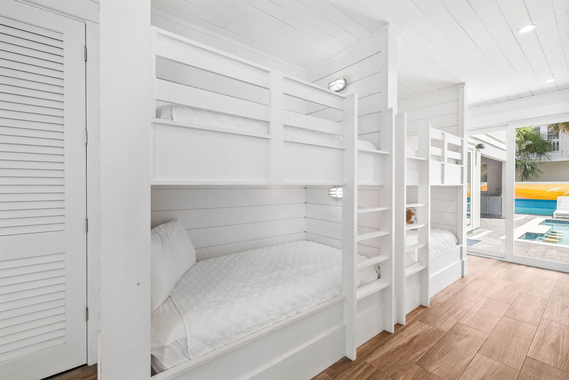 1st Level Built in Bunk Area