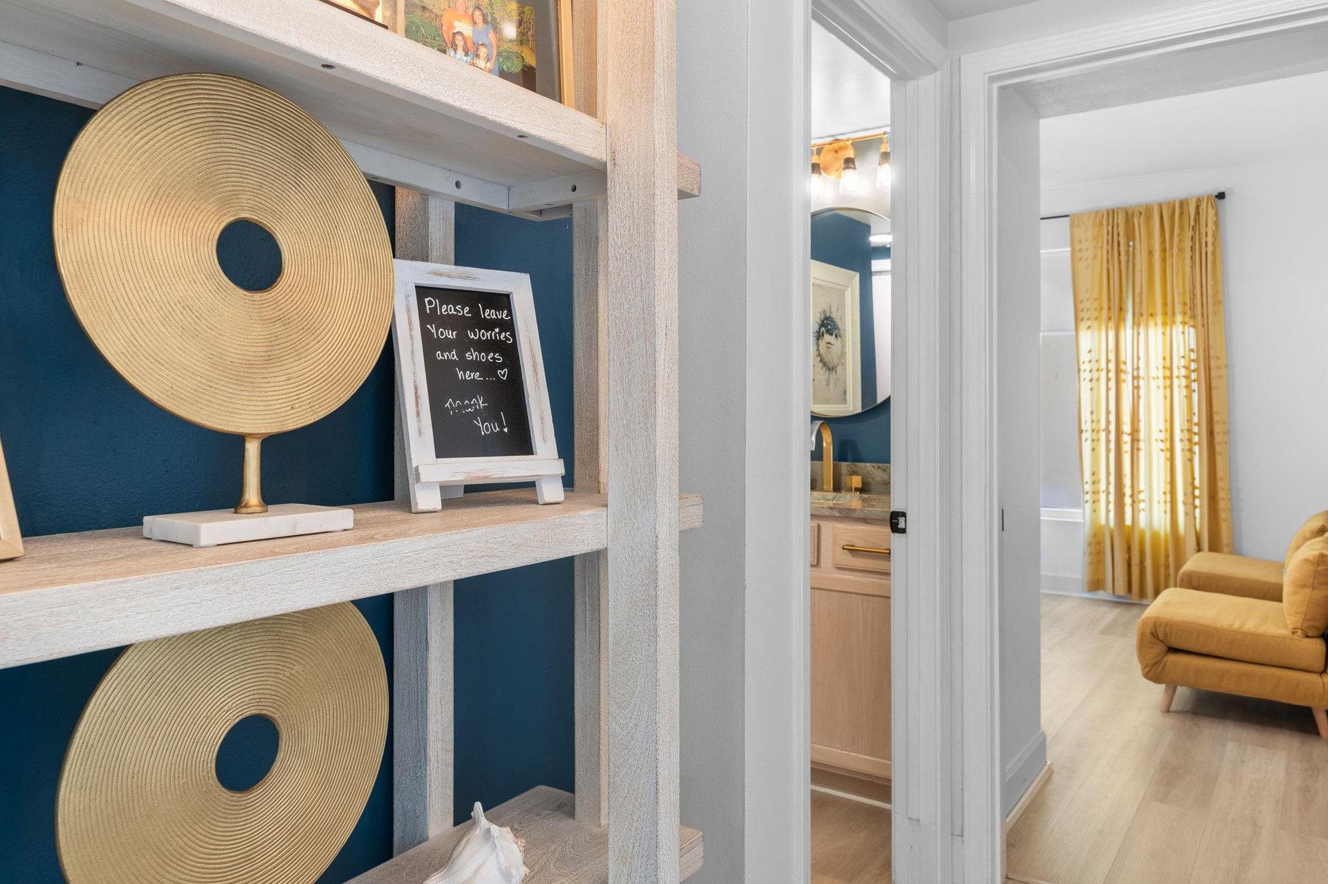 Foyer into Queen Bedroom 3 and Bathroom 3