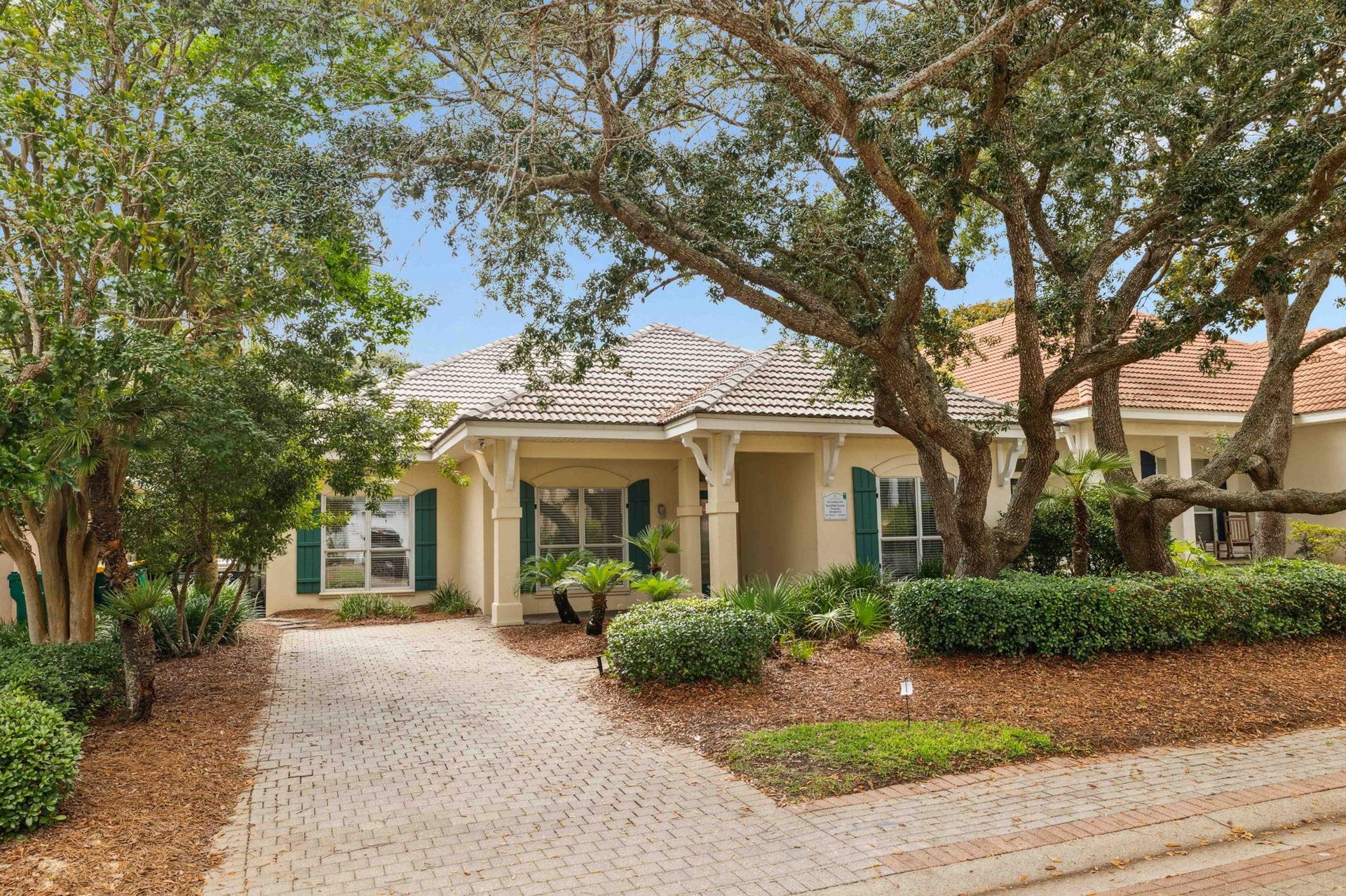 Parking for 2 Vehicles