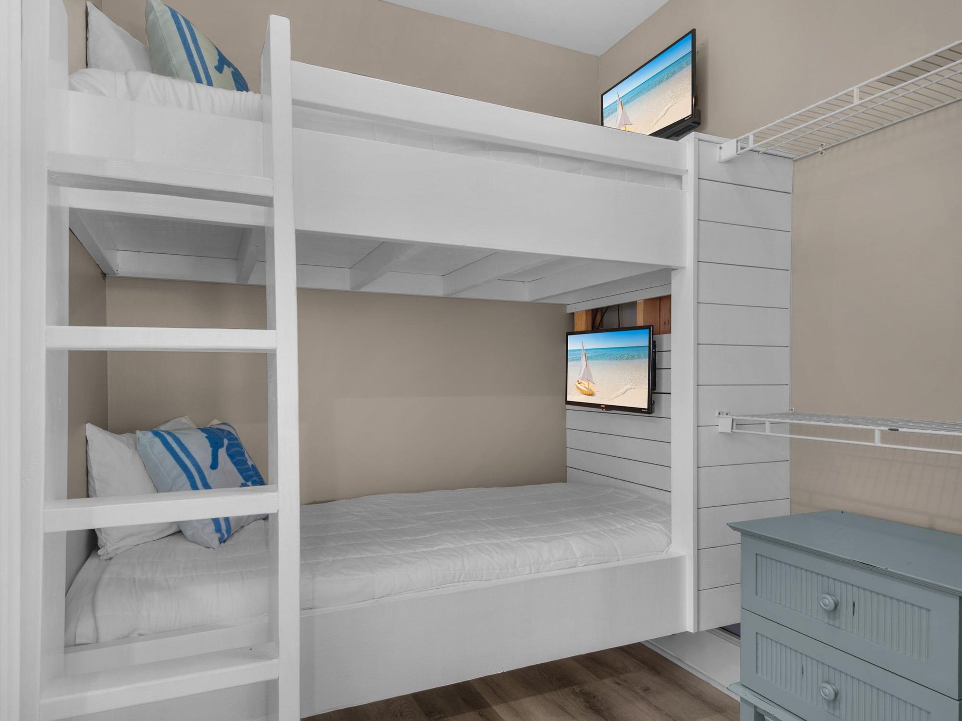 2nd Floor Bedroom 2 with Bunk area  bunk TVs streaming only