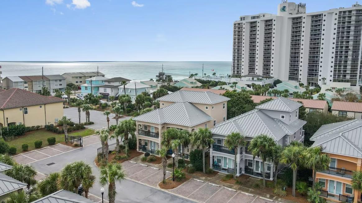 Miramar Beach Villas just steps away from the Beach