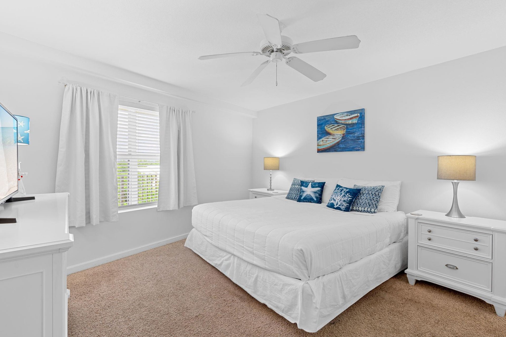 Bedroom 2 with King Bed