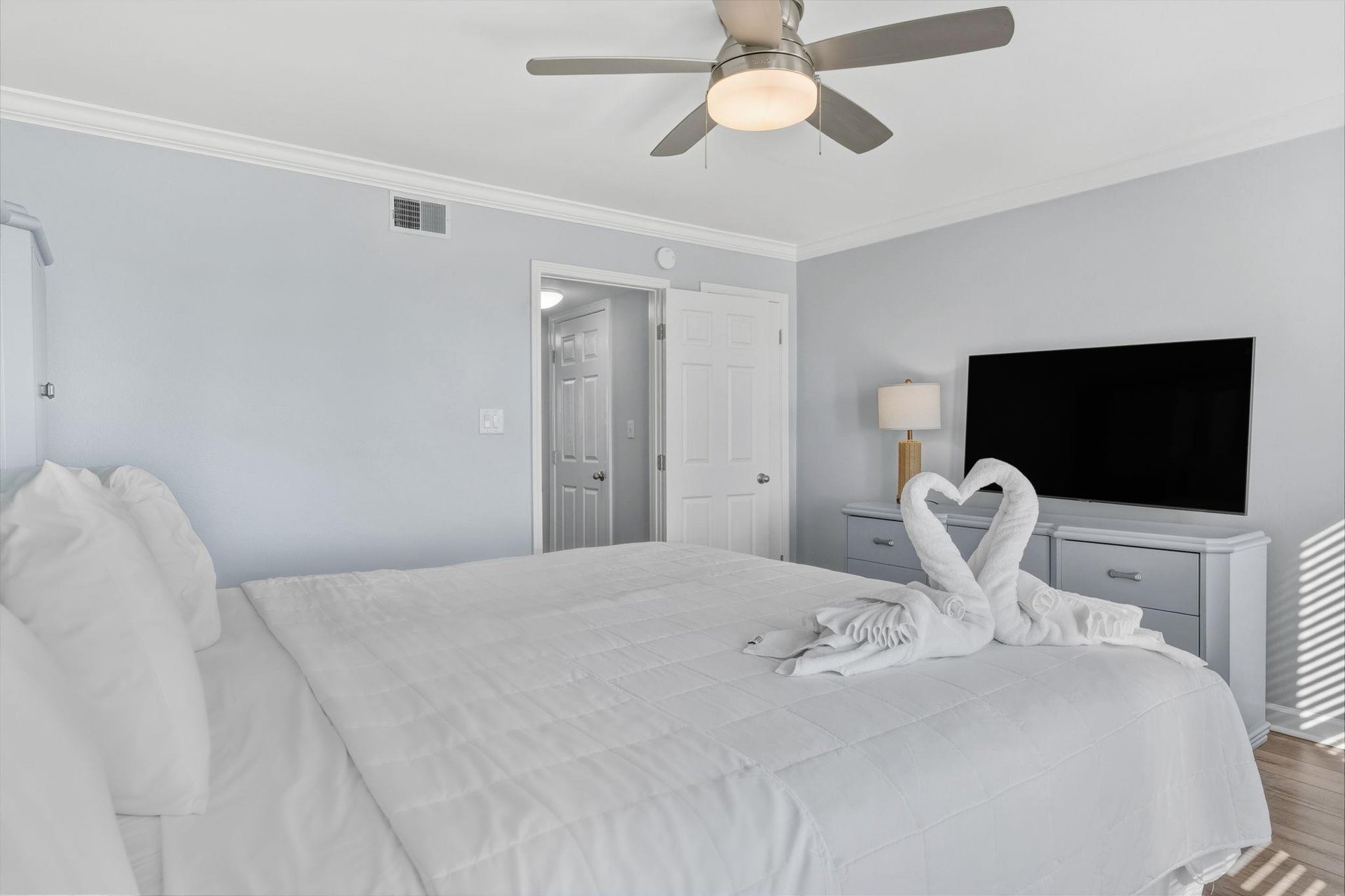 Bedroom 1 on 2nd Floor with King Bed  Flat Screen