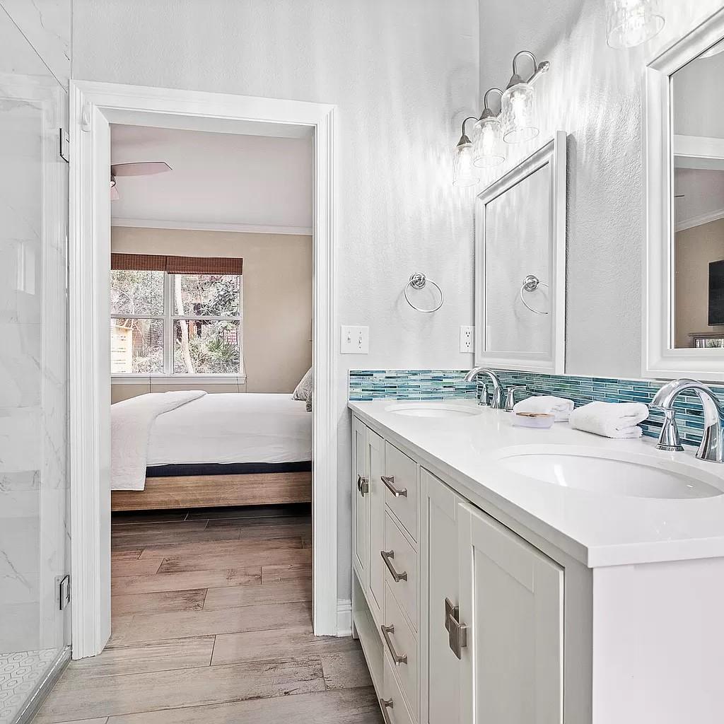 1st Floor Bathroom 1