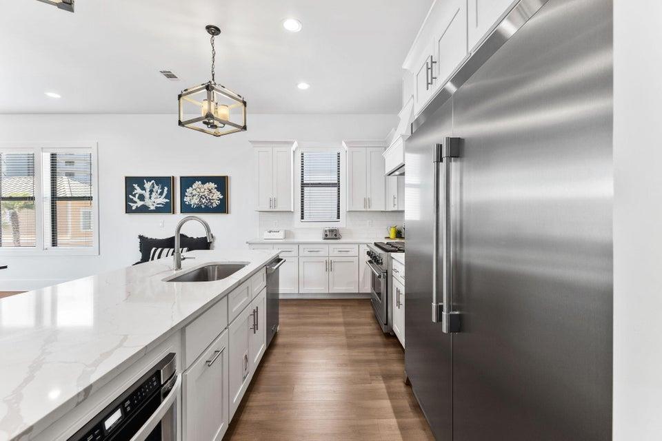 Kitchen on 2nd Floor with Stainless Steel Appliances