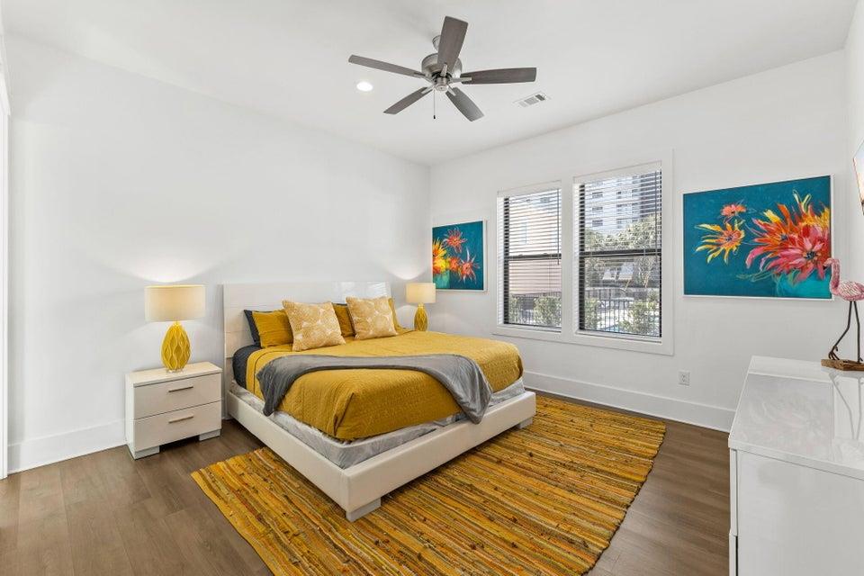 Bedroom 4 on 1st Floor with King