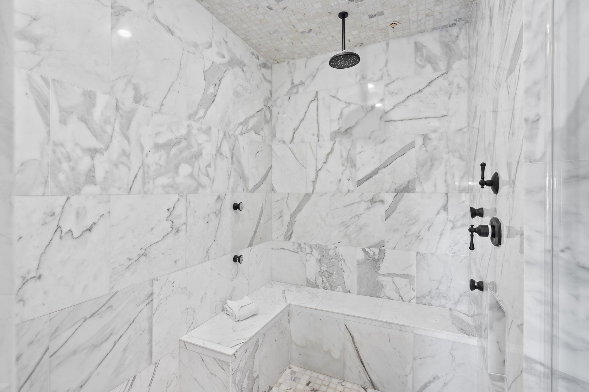 Bathroom 1s StandAlone Shower