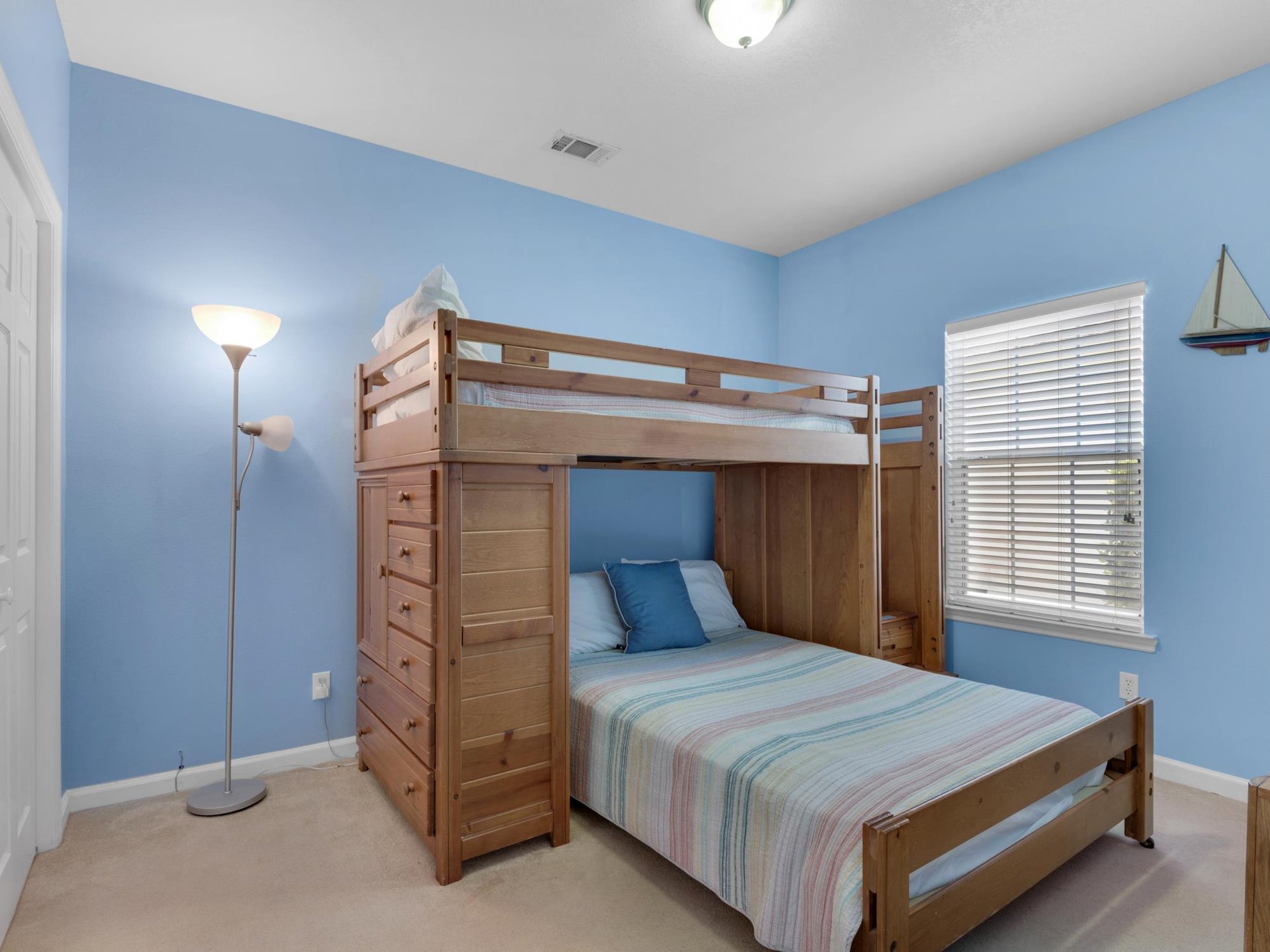 Bedroom 3 with Twin Top Bunk and Full Bottom Bunk