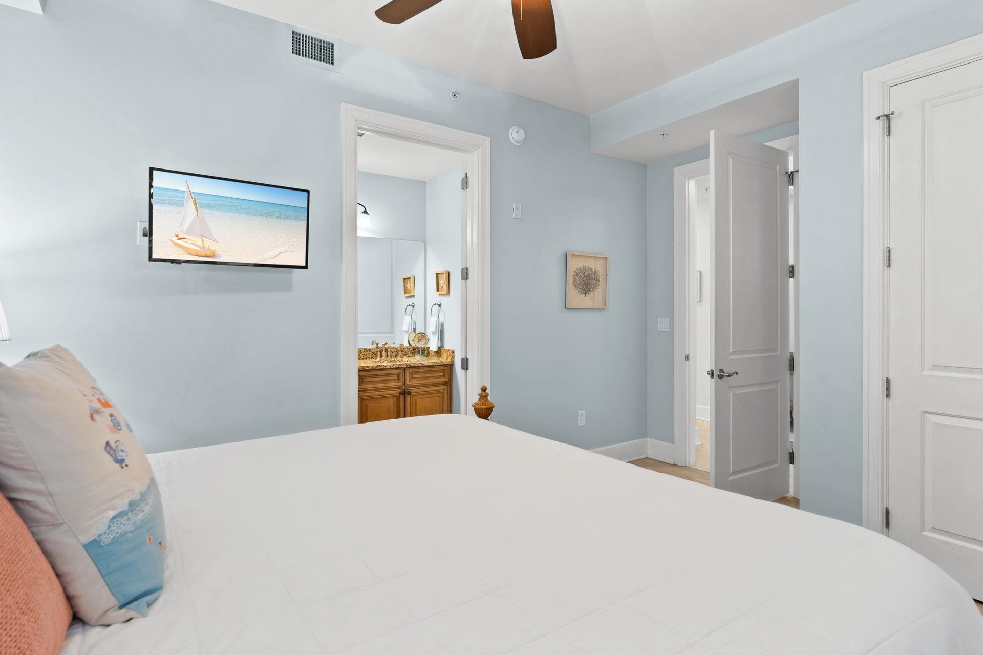 Bedroom 3 on 1st Floor with King Bed and Flat Screen TV