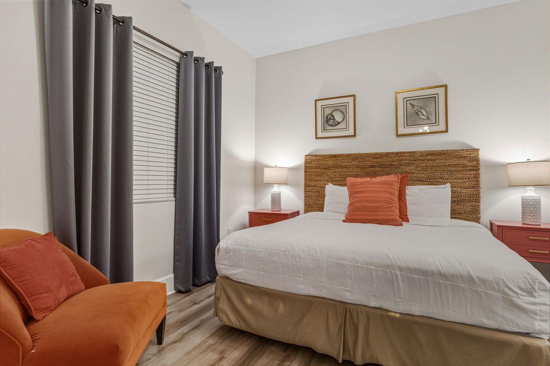 Bedroom 3 with King Bed