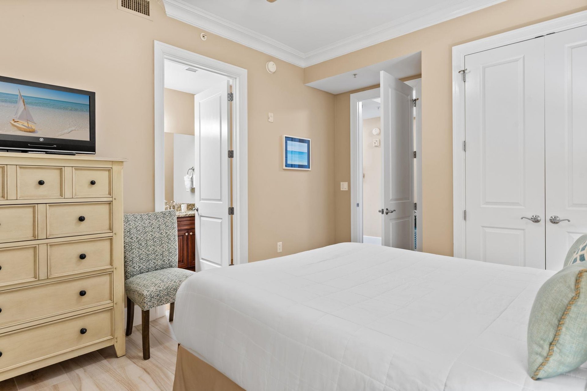 Bedroom 2 with Queen Bed and Flat Screen TV