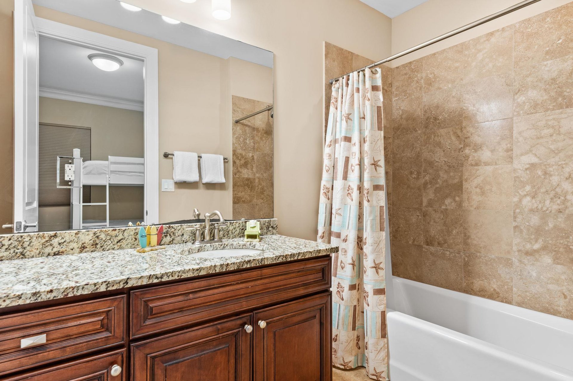 Bathroom 3 with TubShower