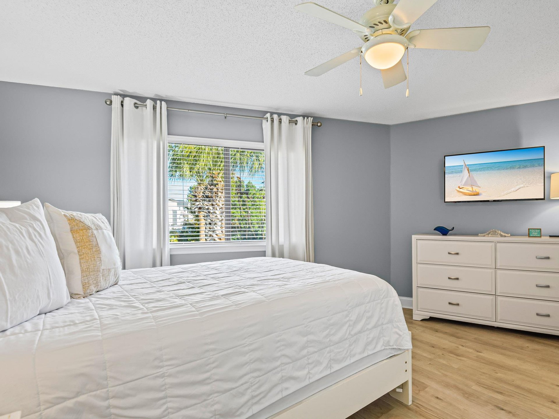 Bedroom 1 with King Bed