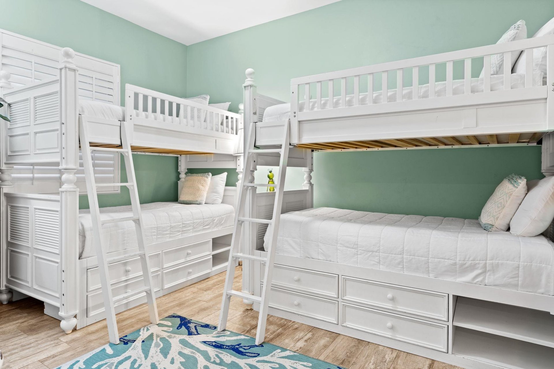 Bedroom 4 on 1st Floor with 2 Bunkbeds