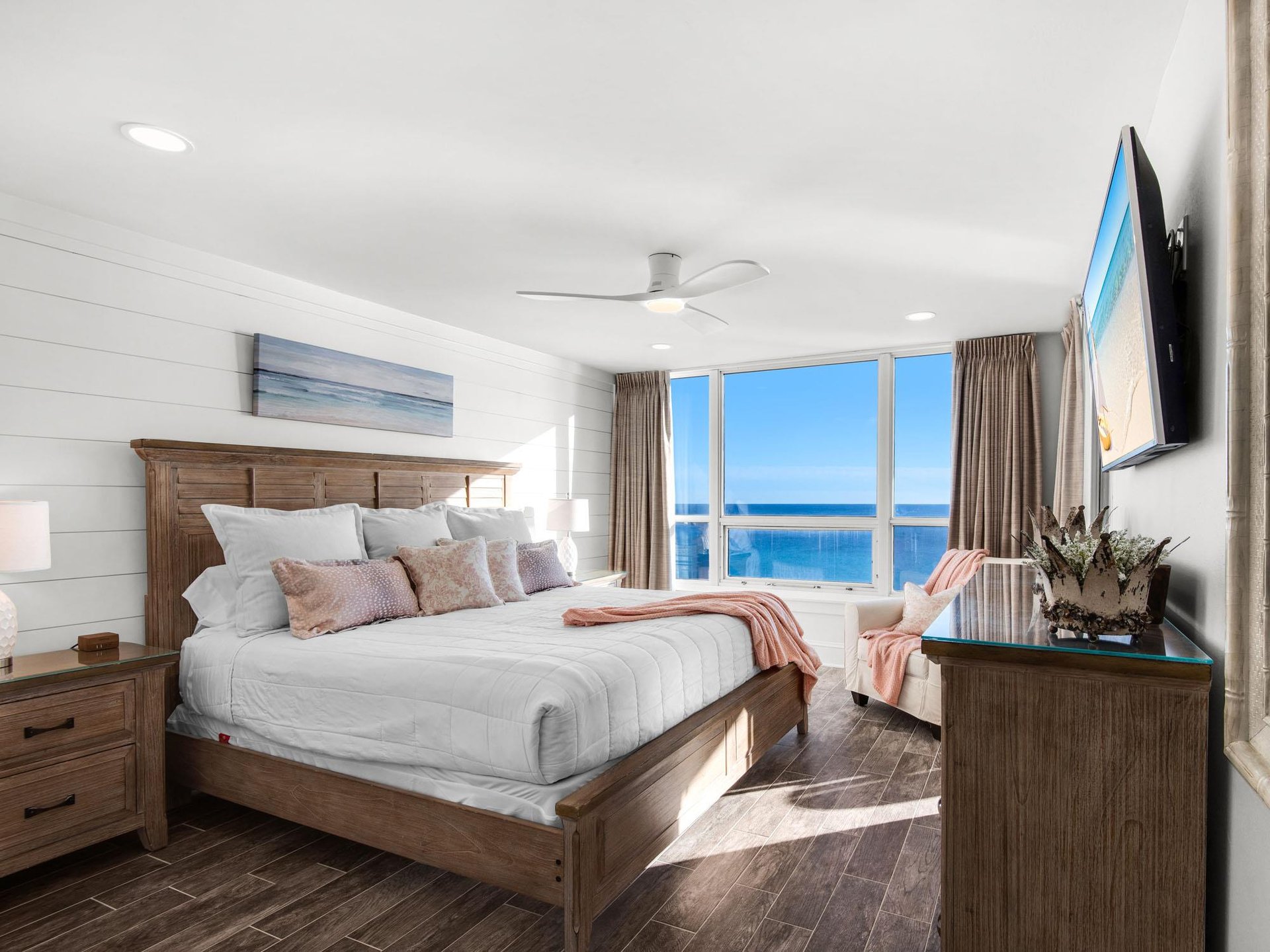 Bedroom 1 with Stunning Gulf Views