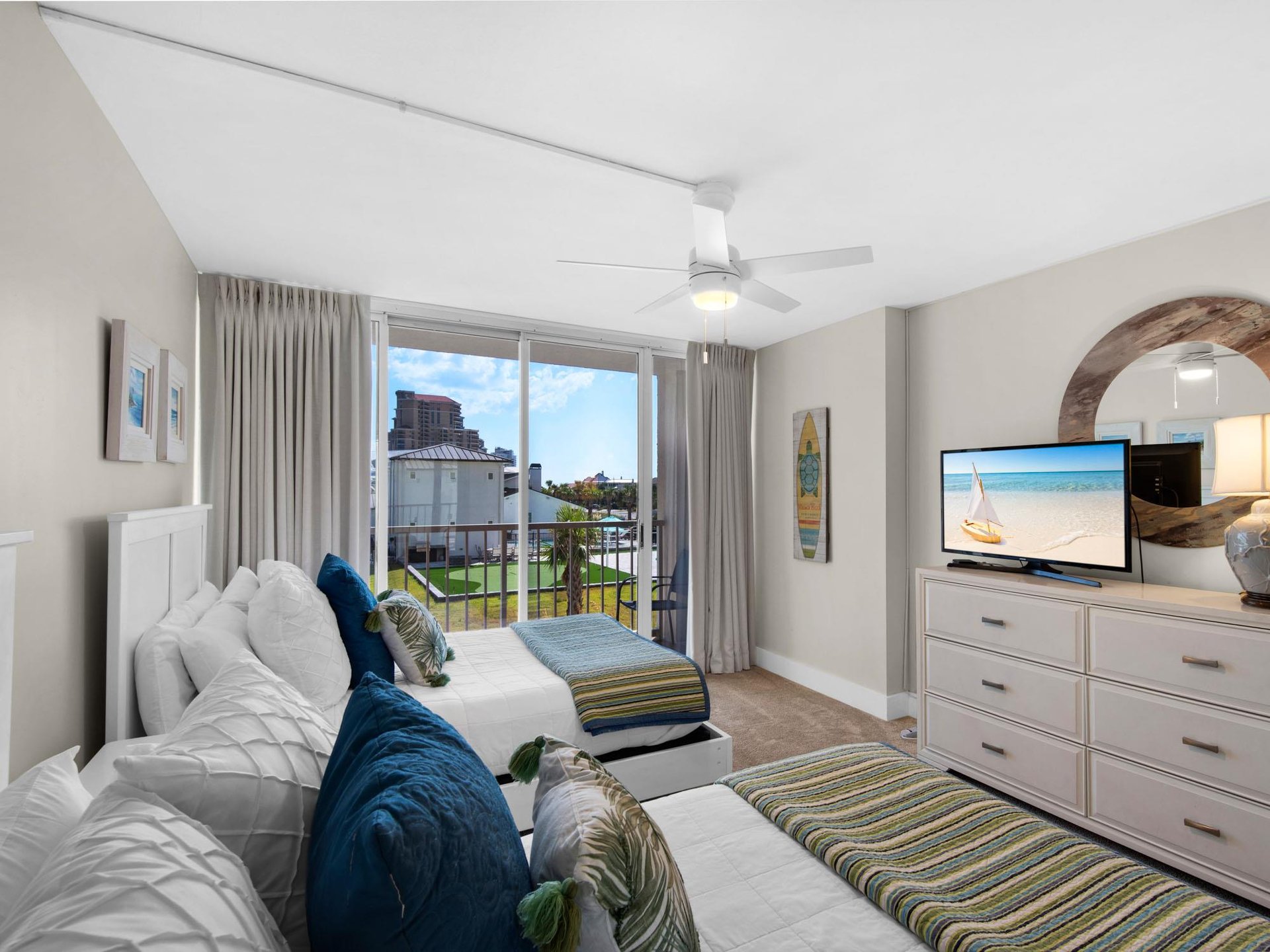 Bedroom 3 with Flat Screen TV