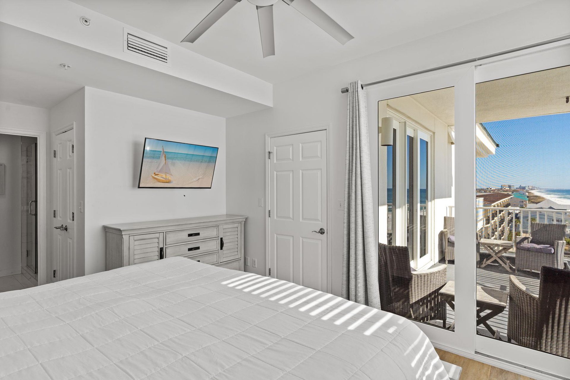 Wake up to ocean breezes and stunning gulf views.