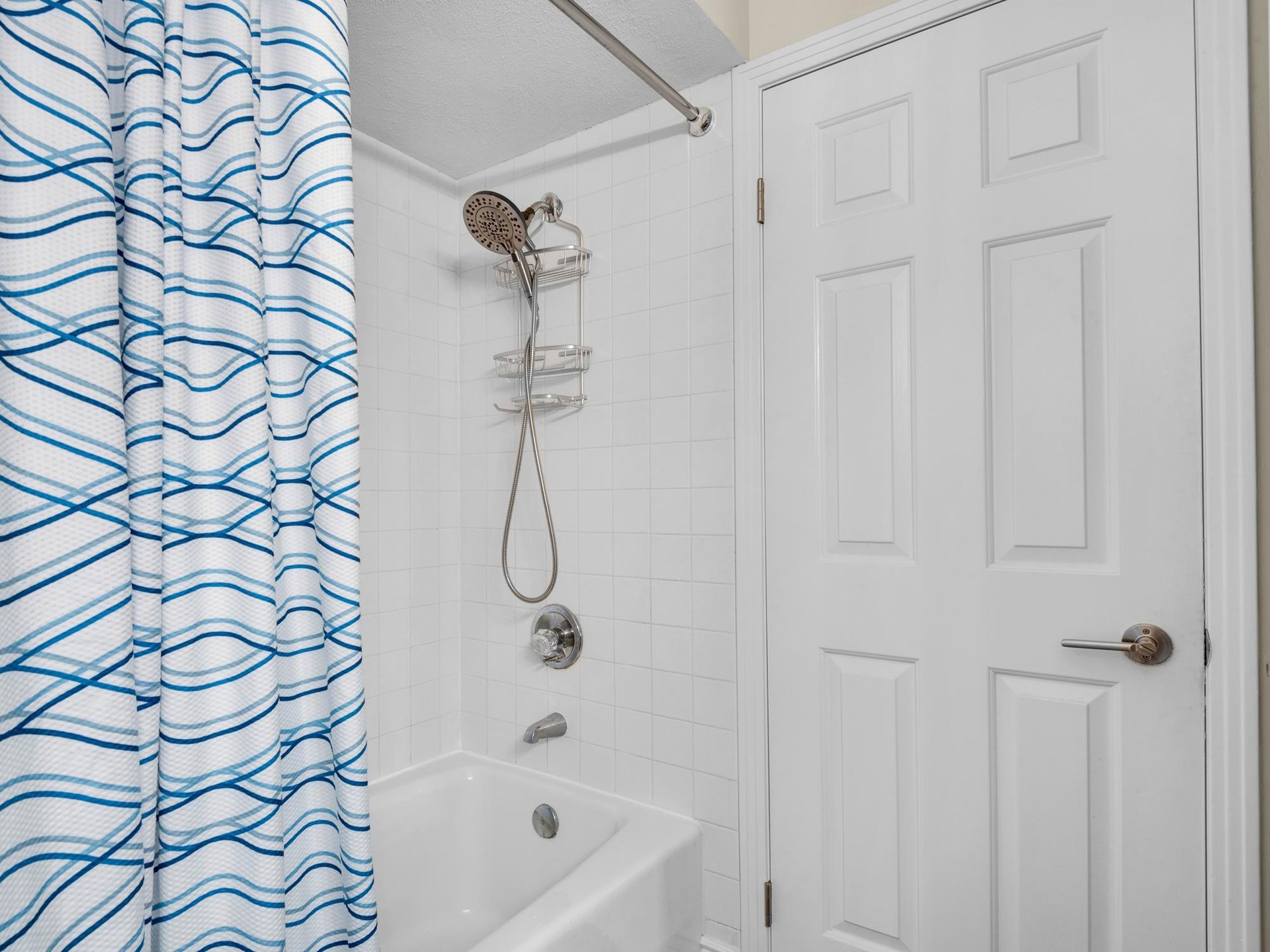 Bathroom 2 with Tub Shower Combo