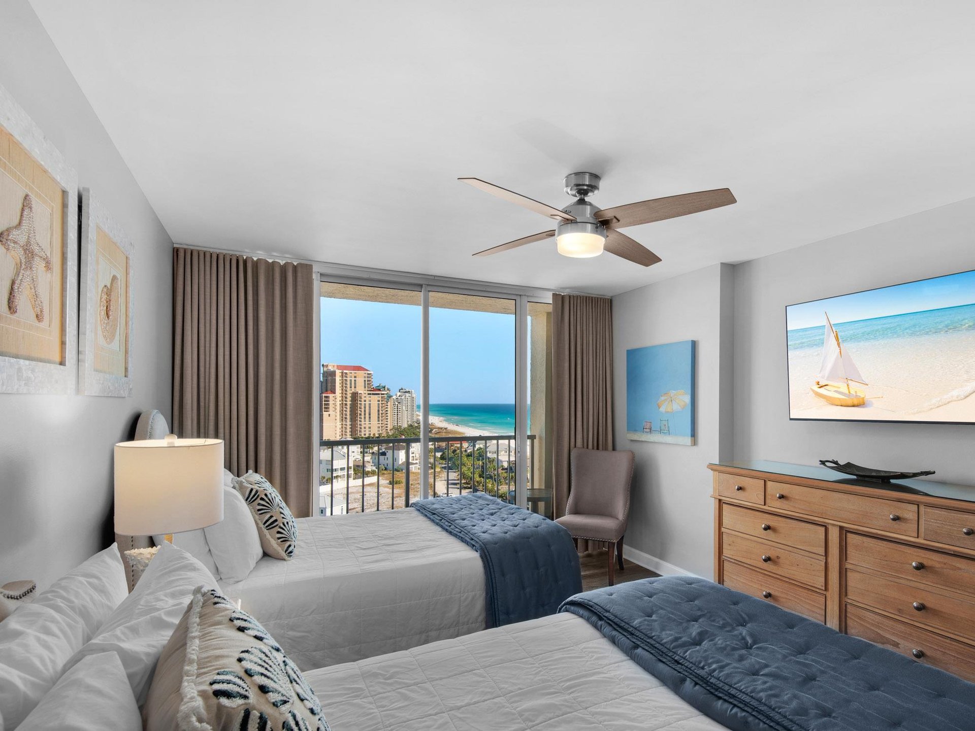 Bedroom 3 with Flat Screen TV