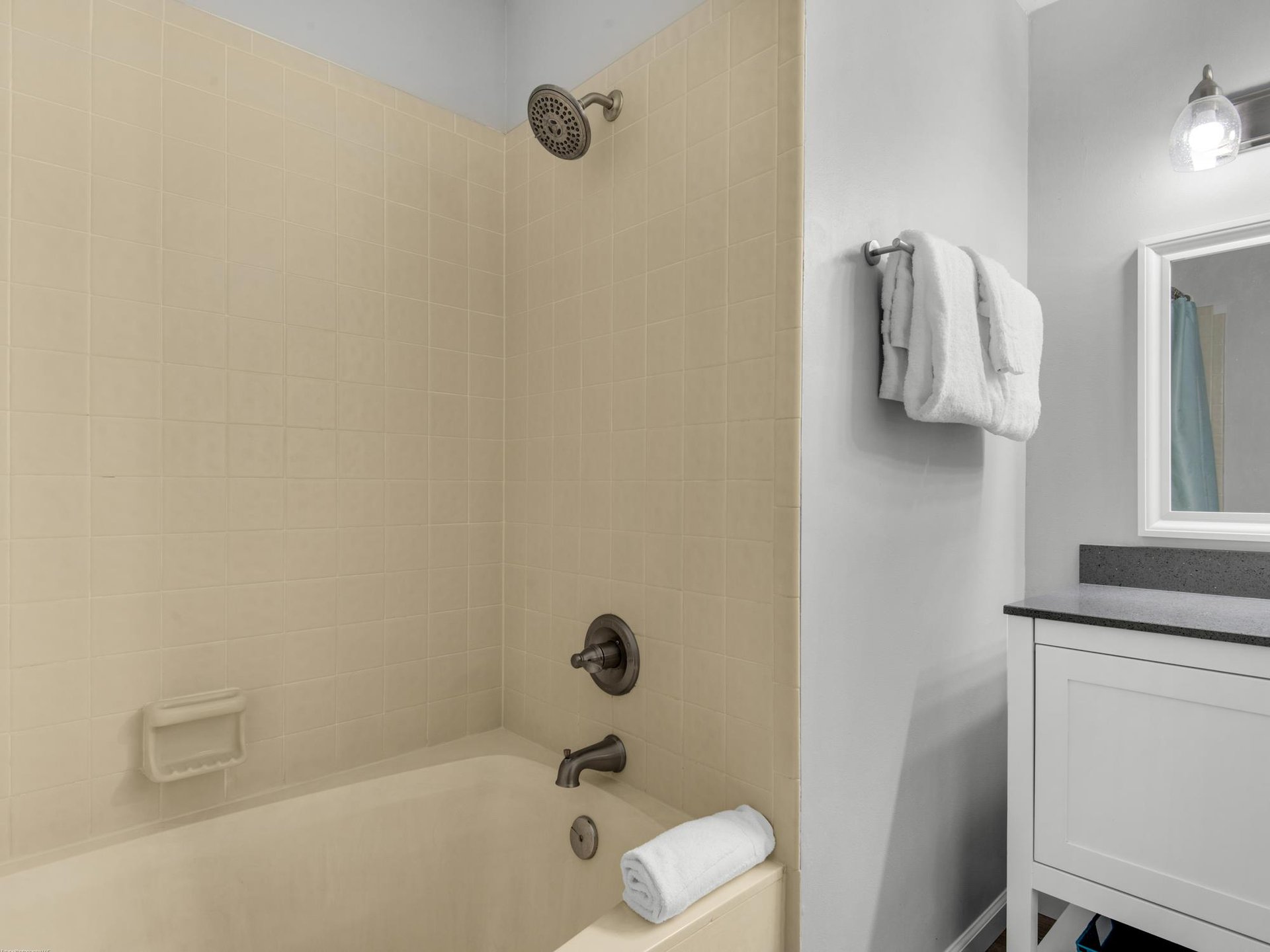 Shower Tub Combo in Bathroom 1