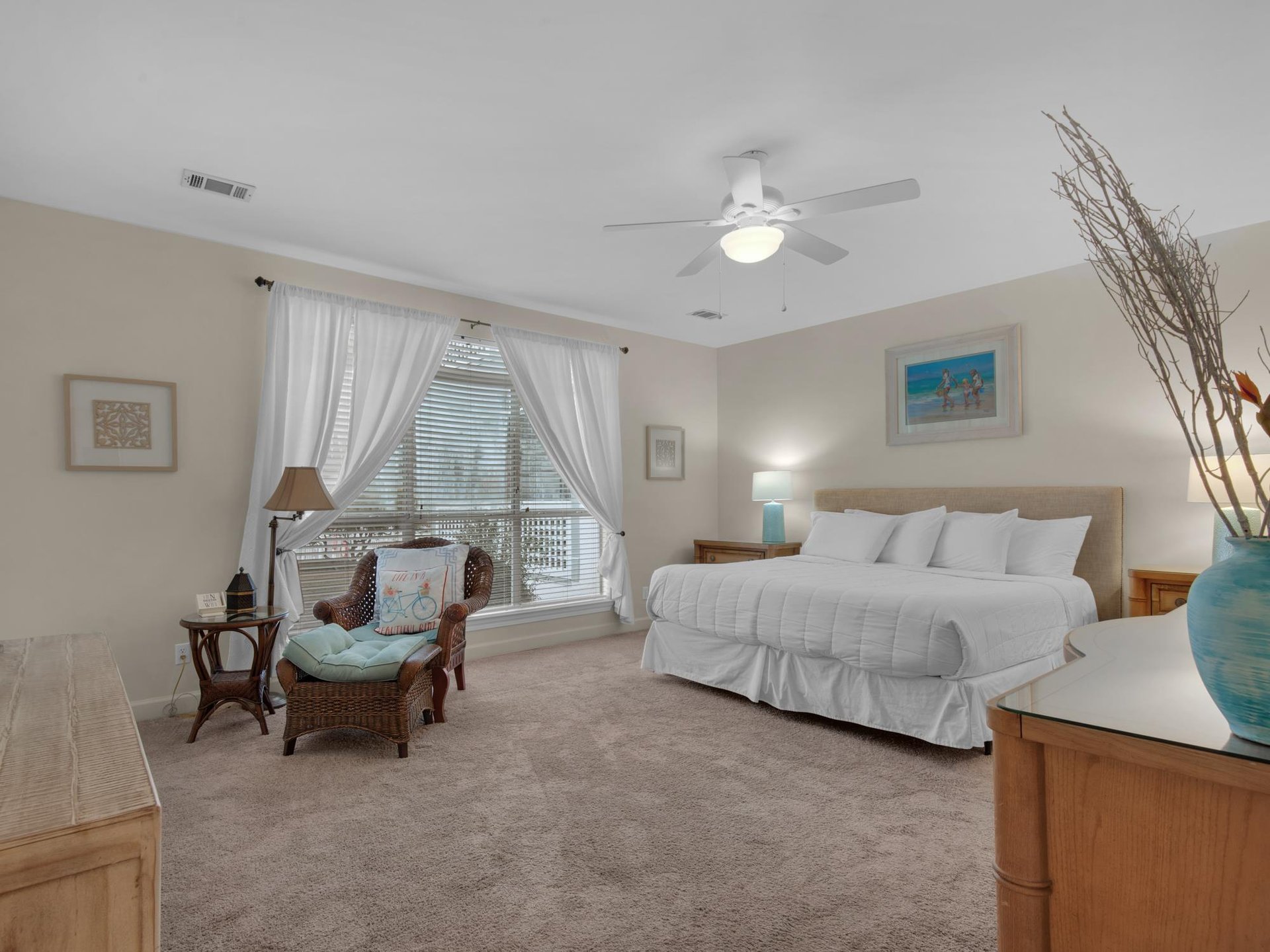 Private Entry to Screened Porch from Bedroom 1