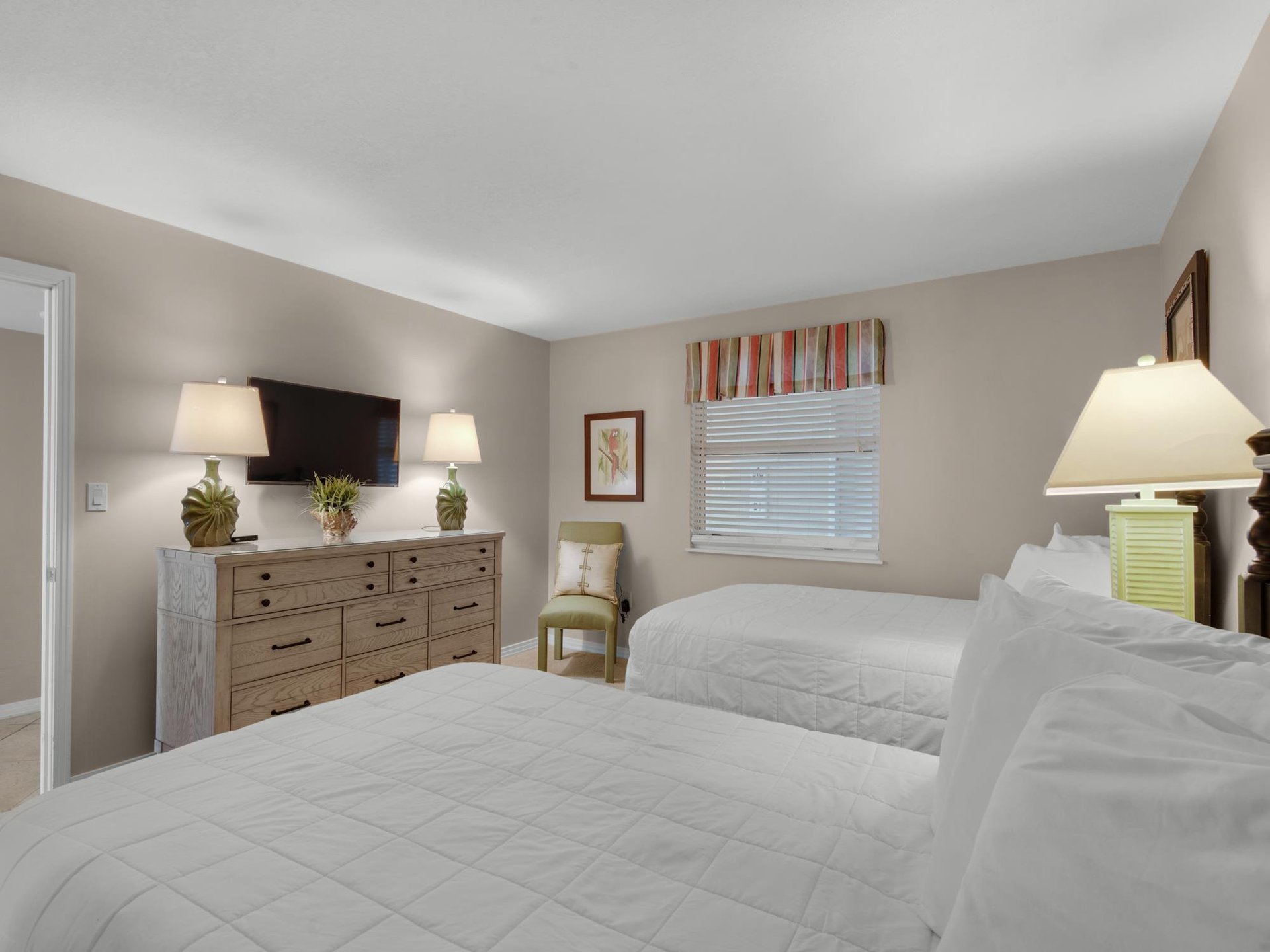 Bedroom 2 with Flat Screen TV