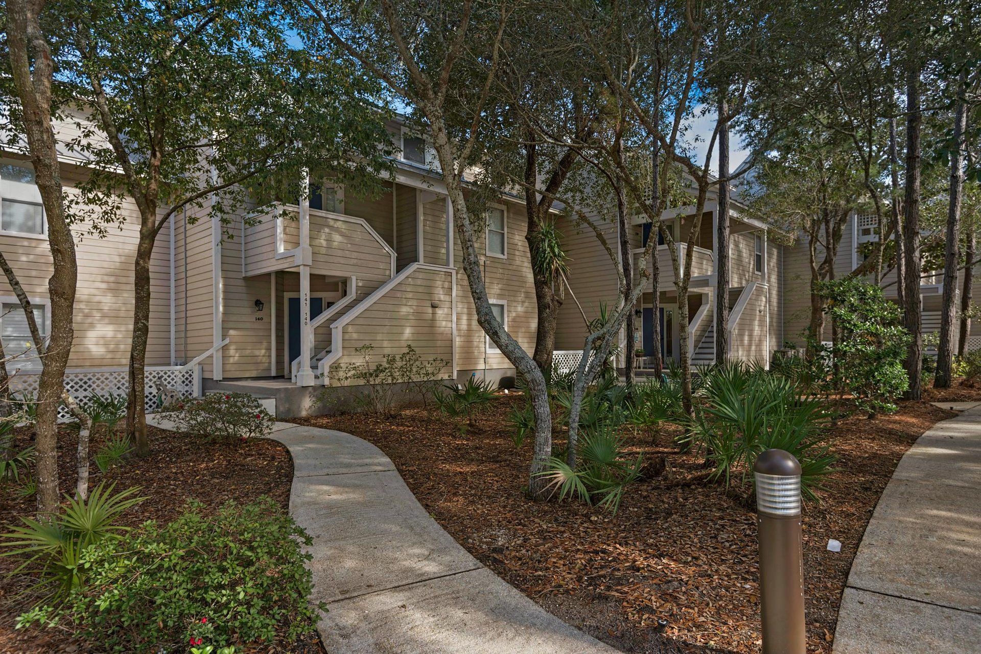 Walkway to Cottage 140