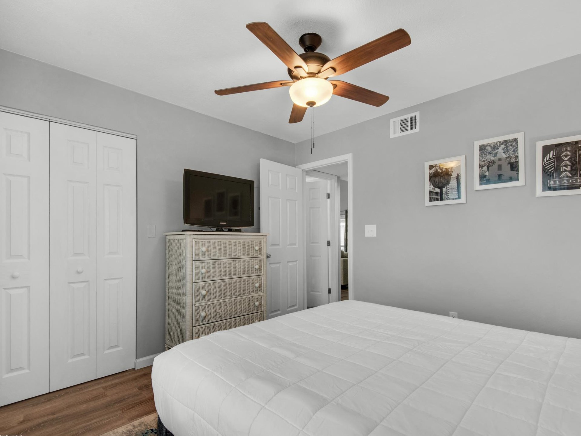 Bedroom 2 With Flat Screen TV