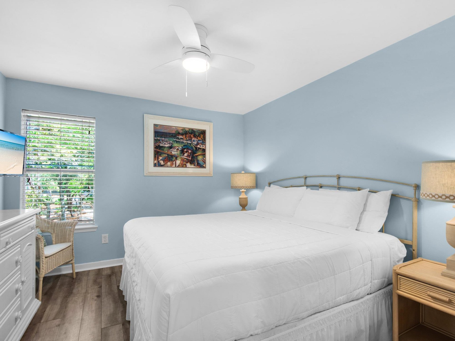 Bedroom 2 with King Bed