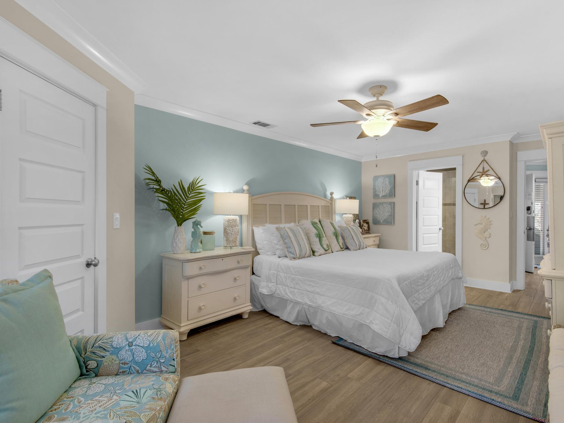 Bedroom 1 With King Bed