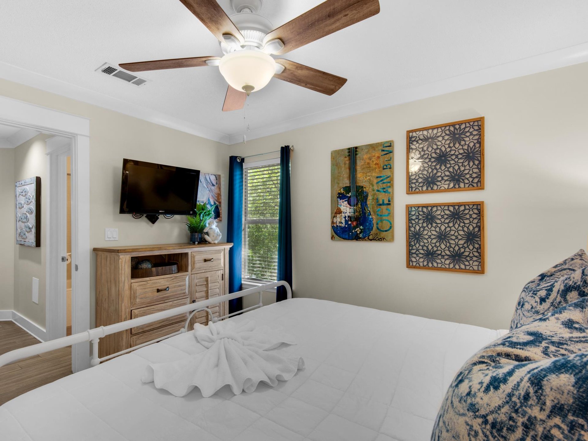 Bedroom 2 With Flat Screen TV