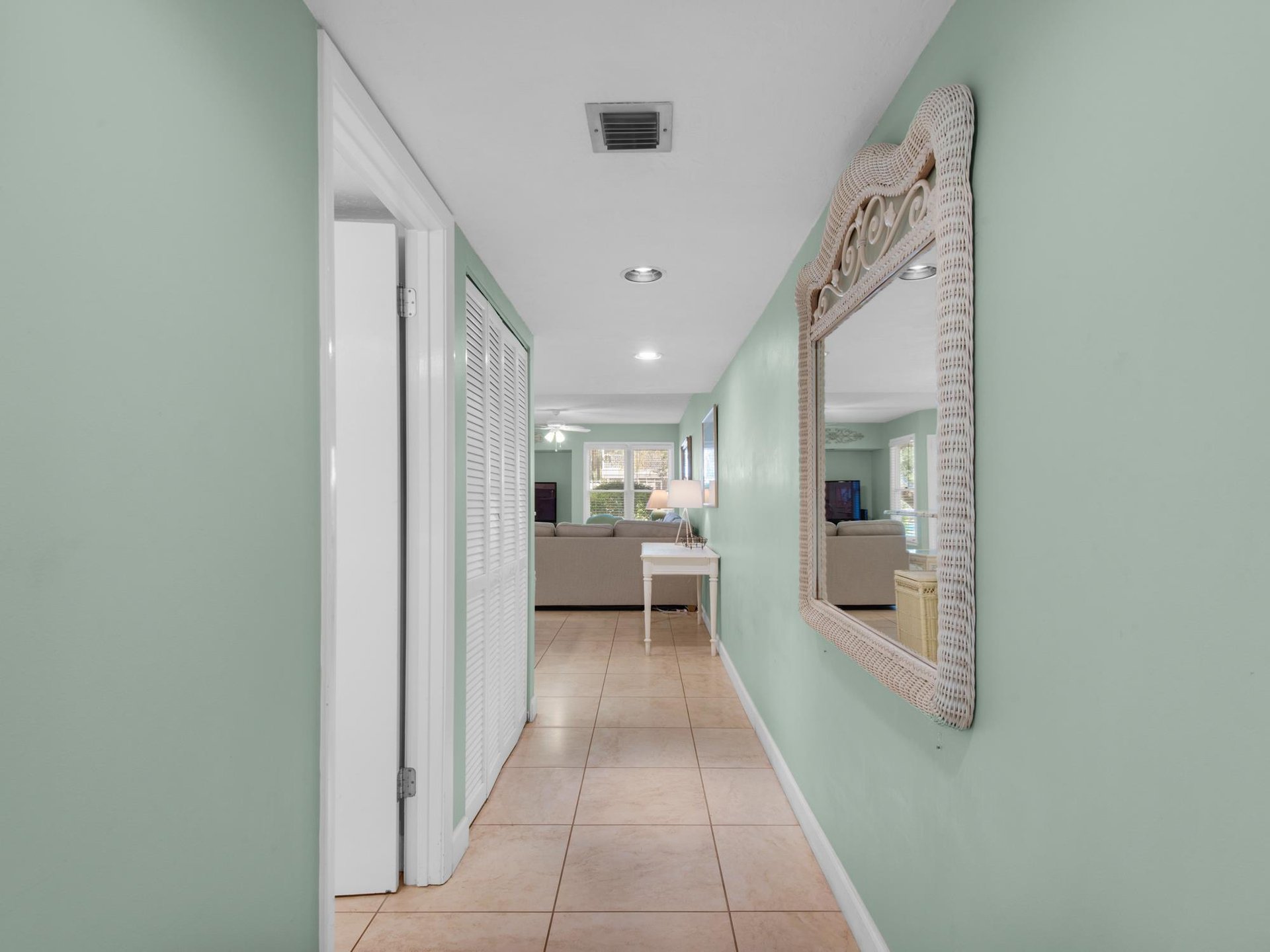 Entryway to Cottage 232