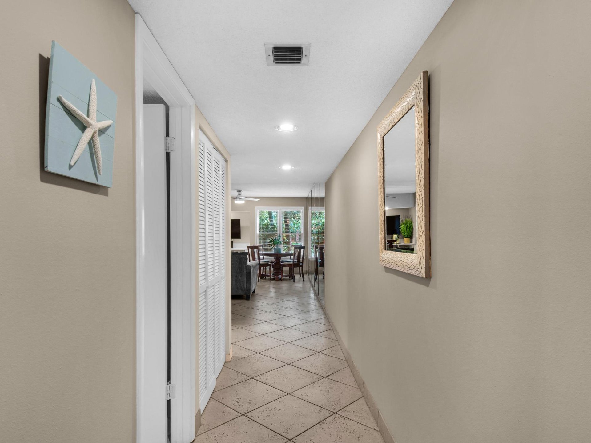 Entryway to Cottage 226