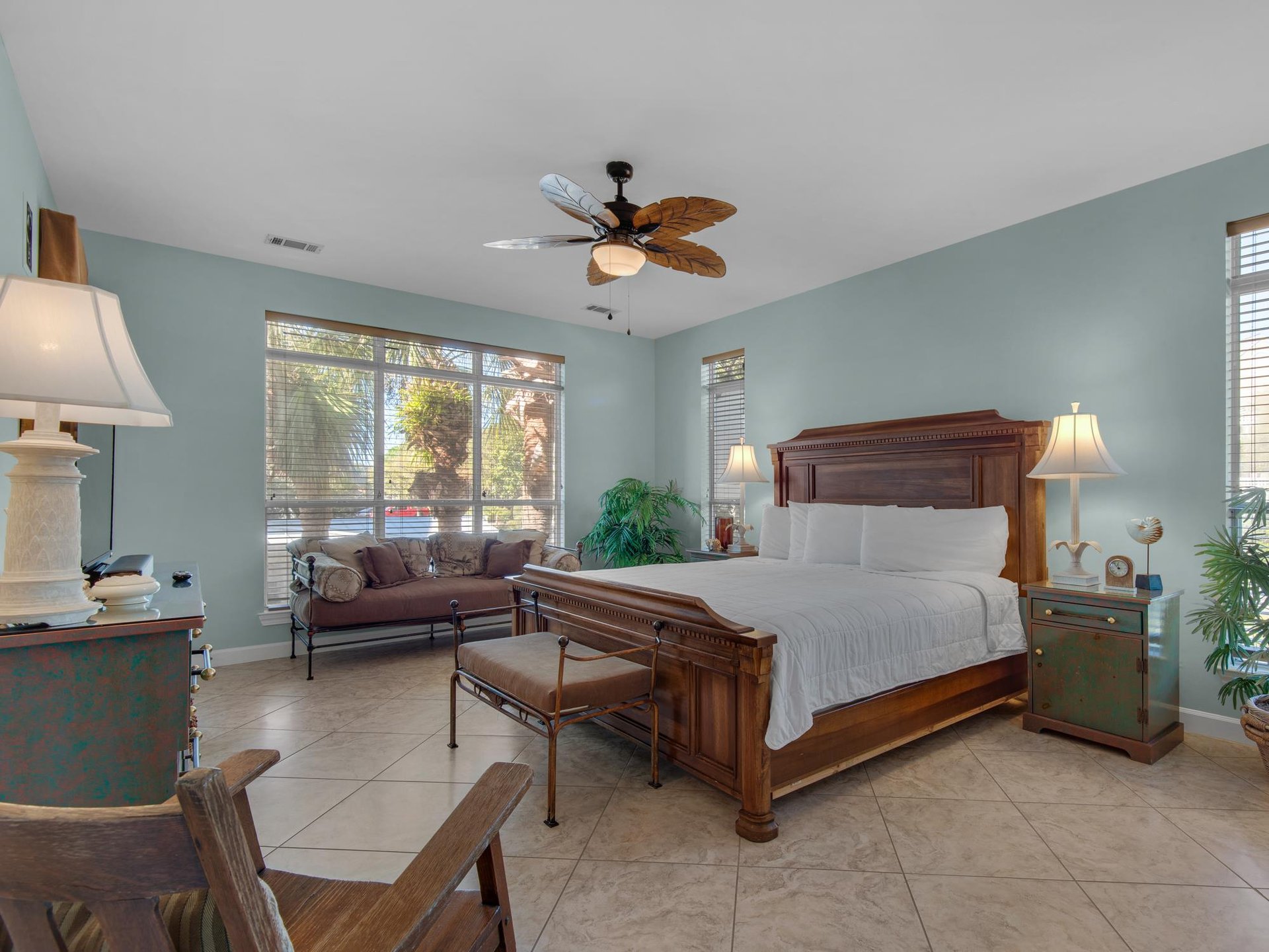 Bedroom 1 With King Bed
