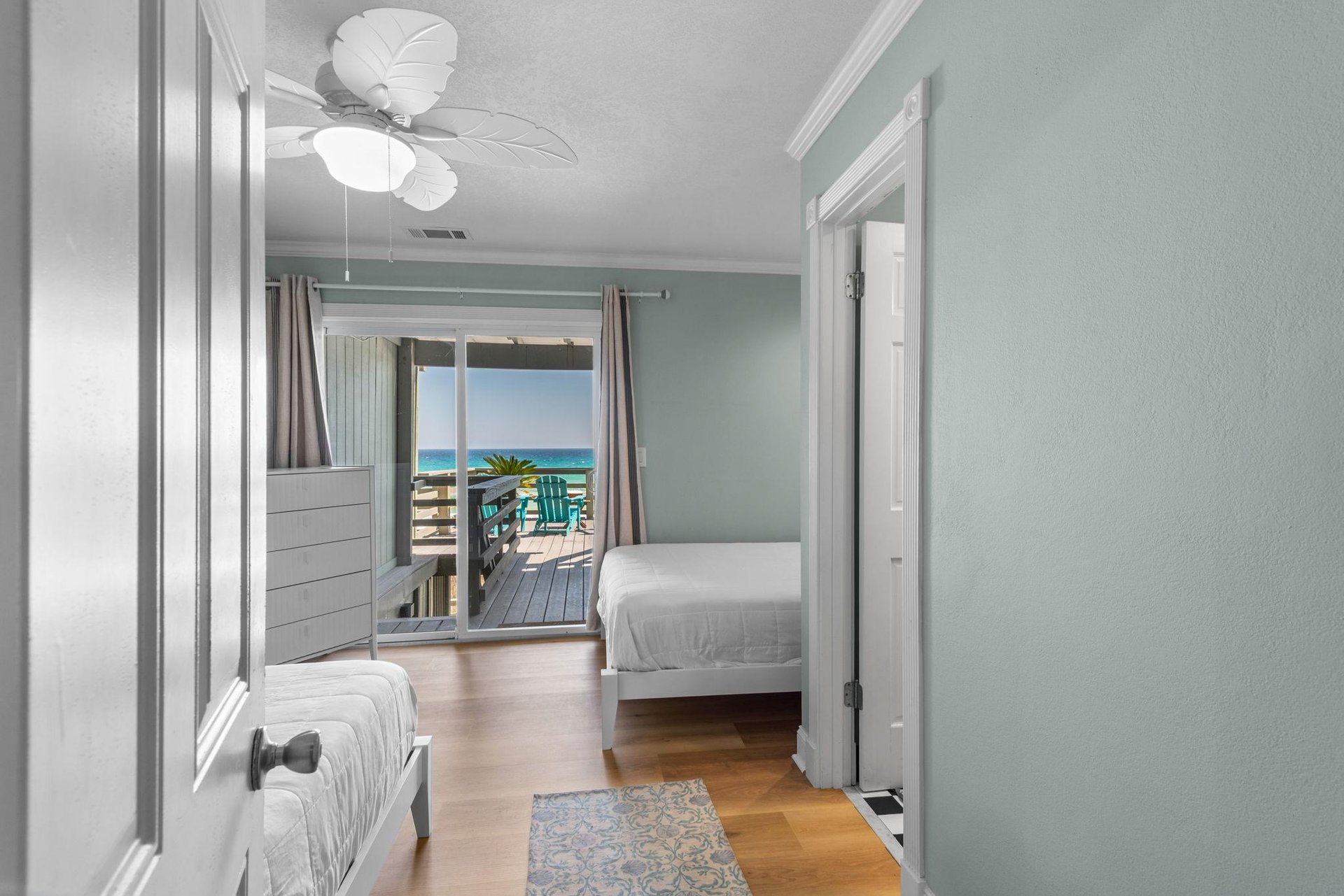 Bedroom 3 on lower beach level with 2 double beds