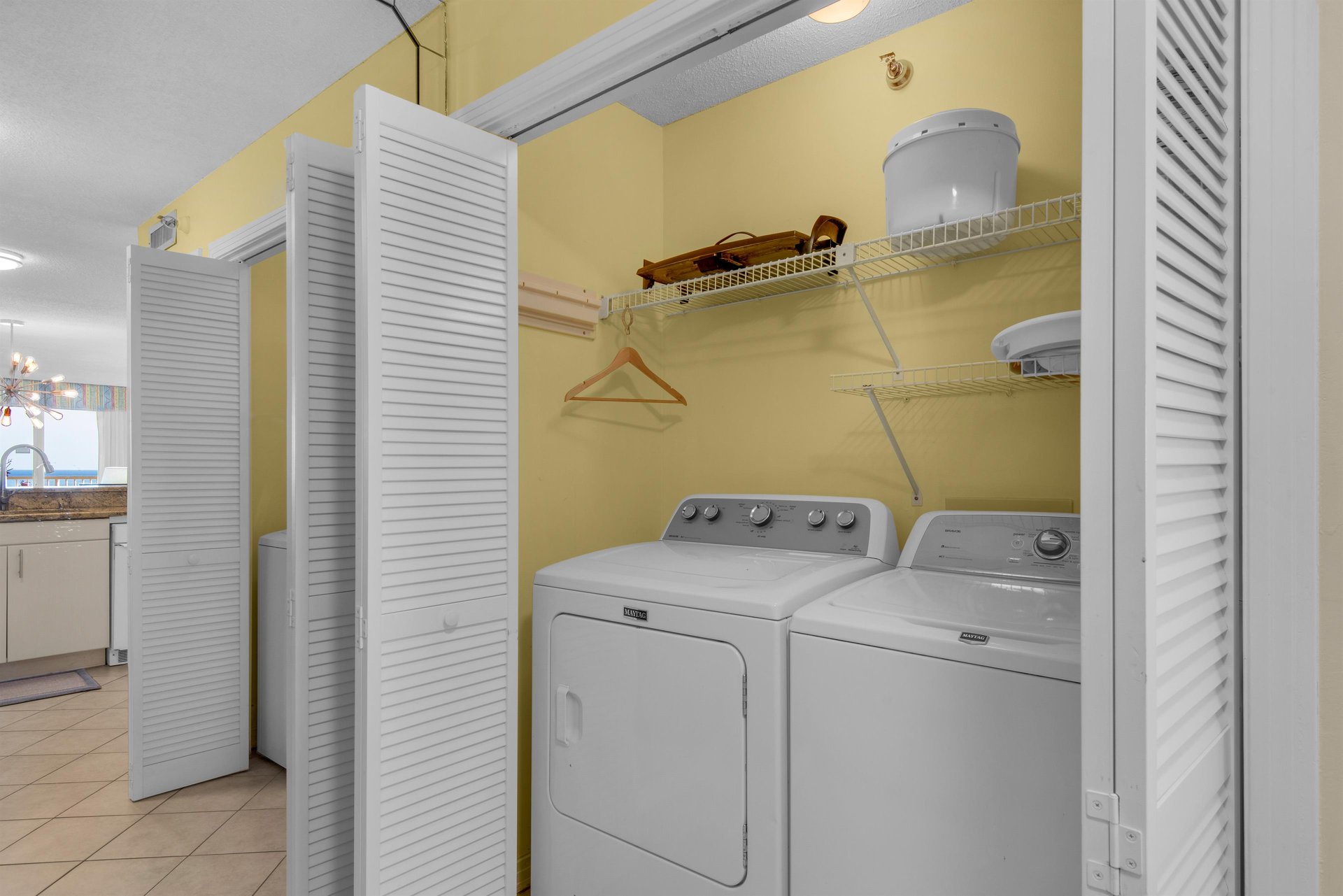 Full Size Washer and Dryer In Unit