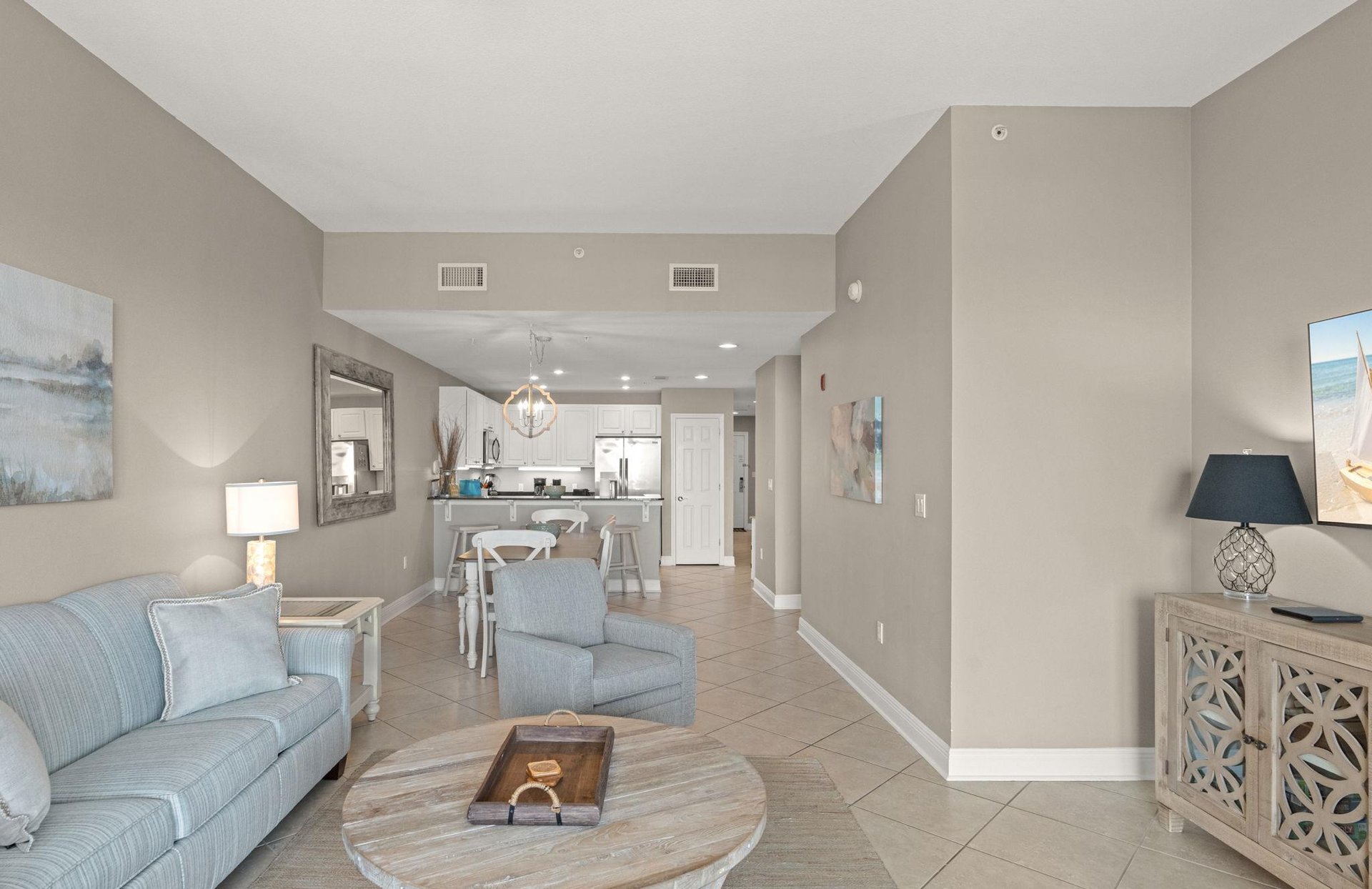 Openconcept layout seamlessly blending living, dining, and kitchen spaces—perfect for your beach getaway.