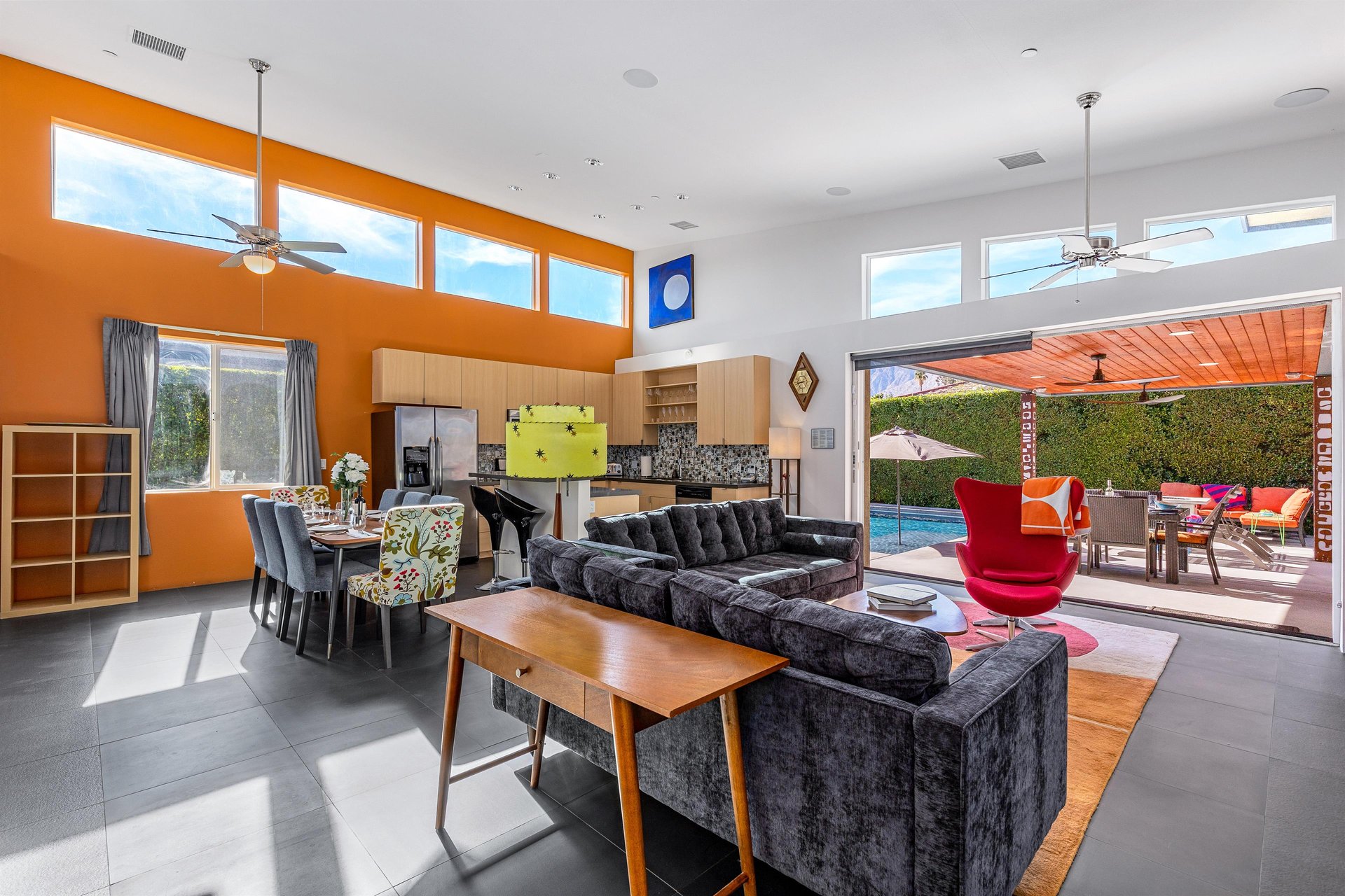 Tons of natural lighting