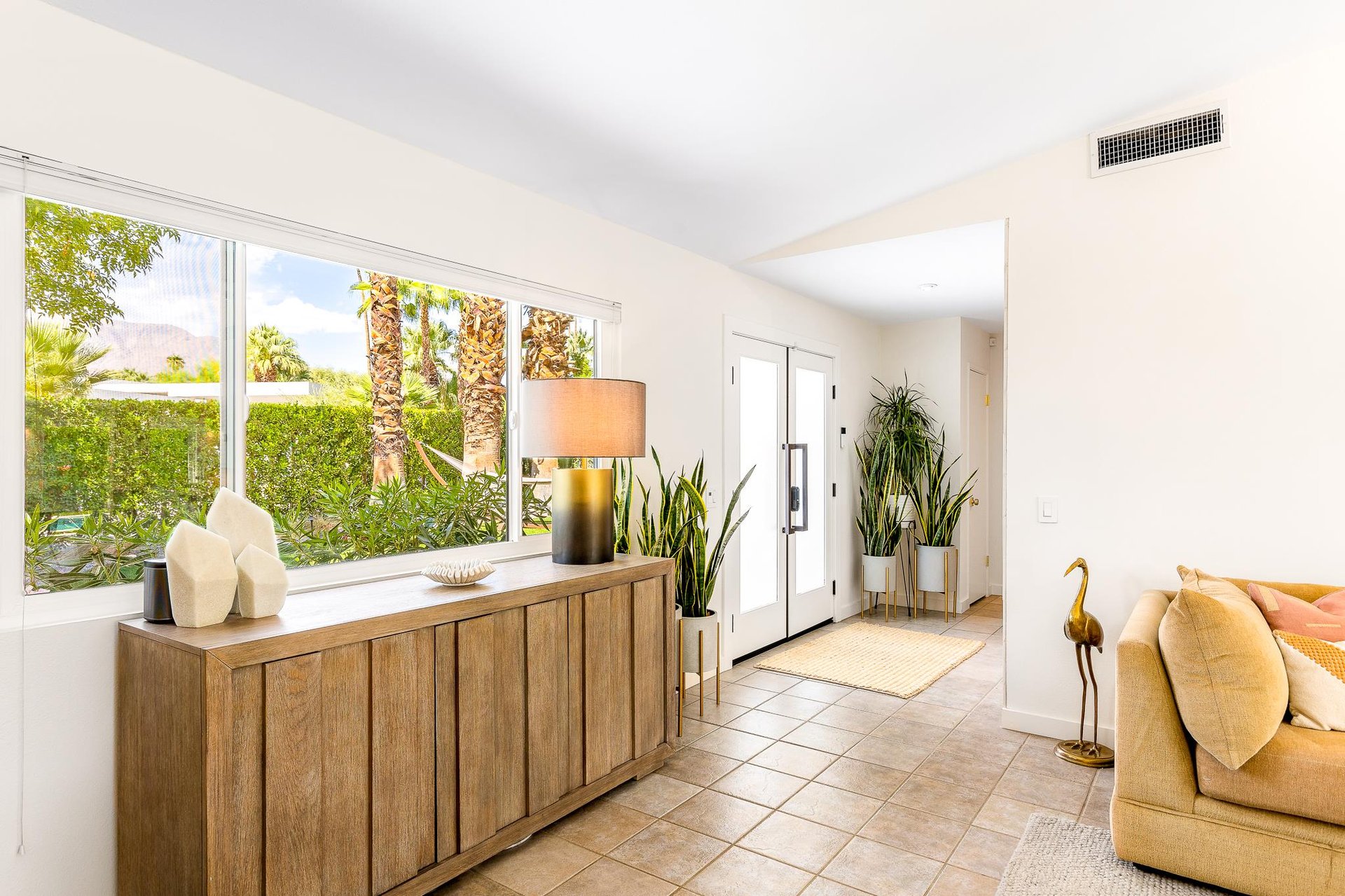 Lots of natural lighting