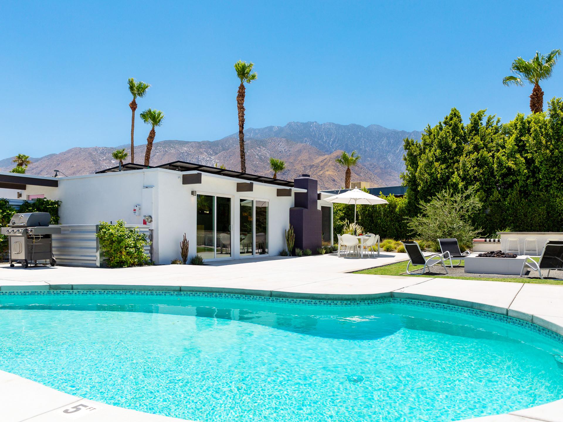 Gorgeous yard with large pool