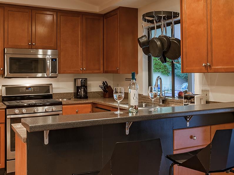 Well equipped kitchen